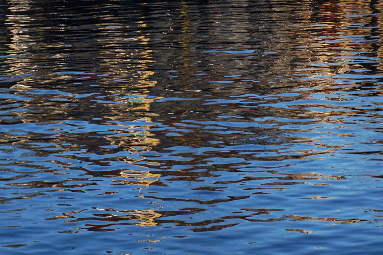 Gouden spiegeling / Noorderhaven, Groningen